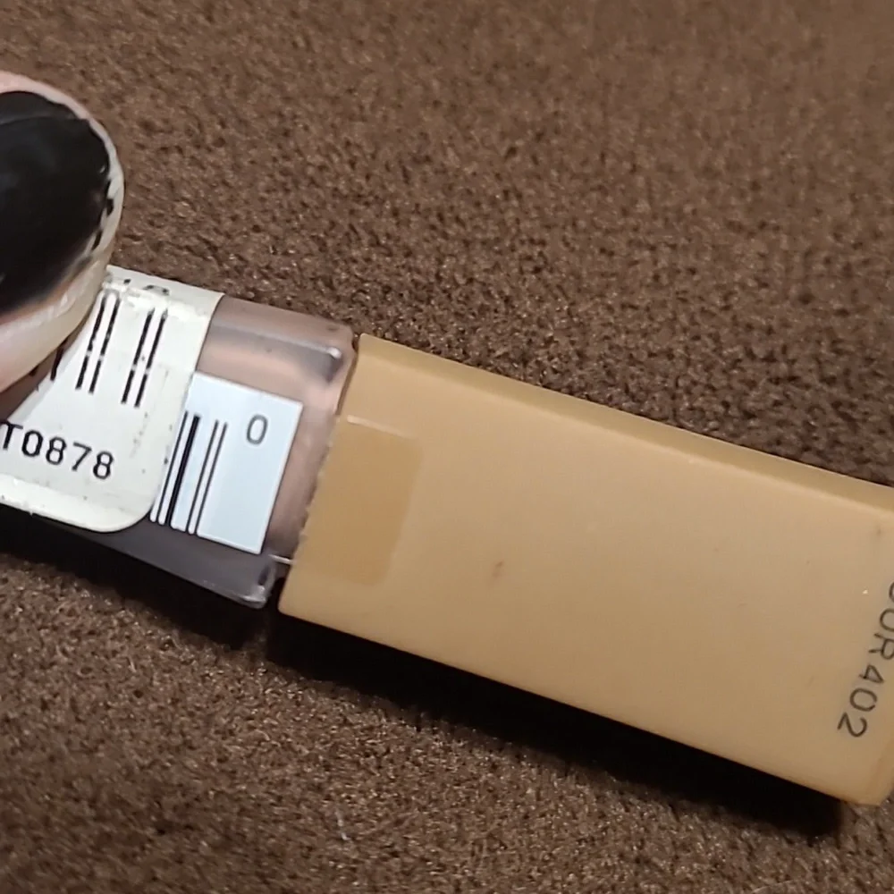 L’OREAL INFALLABLE LIP COLOR, NWT SEALED, #848 DOSE OF COCOA